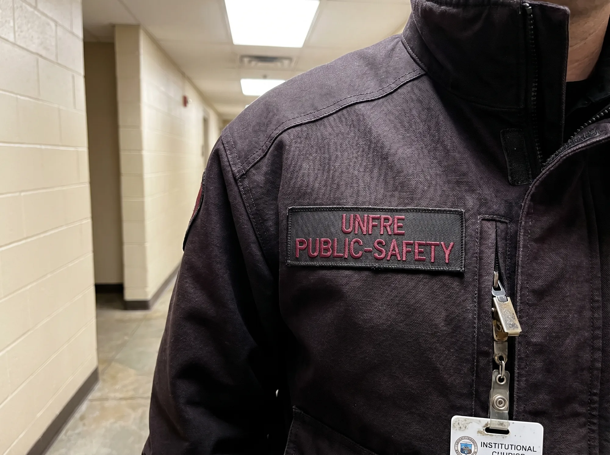 Unfre Public-Safety Jacket (Industrial & Trade B2B Wholesale) — A specialized working jacket for public-safety and municipal-facility uniform programs, with reinforced construction and a custom-tuned warranty.